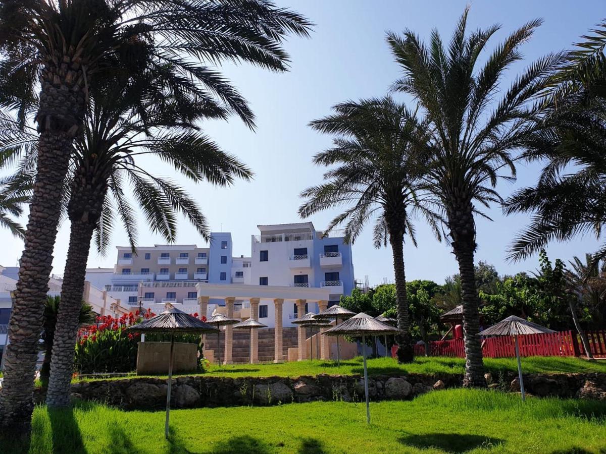 Seaview Sunset Holiday Apartments Pafos Dış mekan fotoğraf